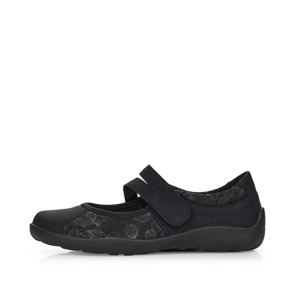 Jet black remonte women´s ballerinas R3510-03 with a hook and loop fastener. Outside of the shoe.