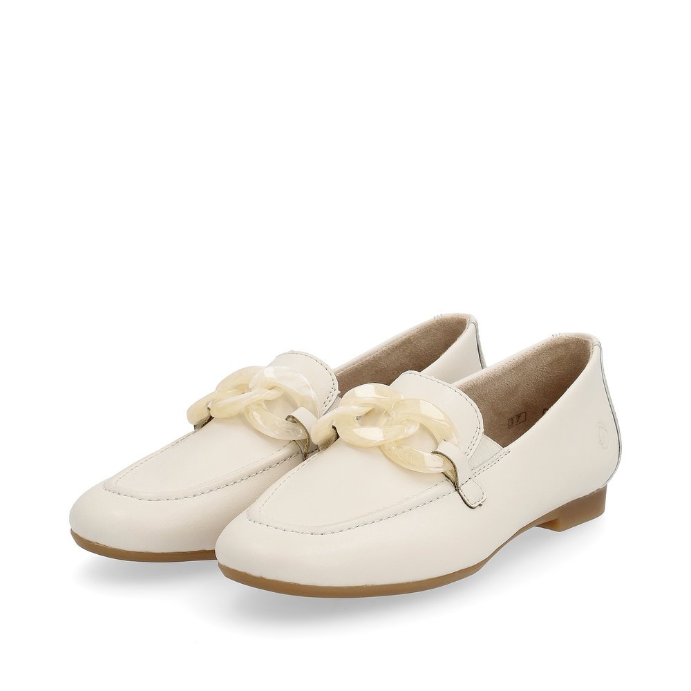 Macchiato white remonte women´s loafers D0K00-80 with elastic insert. Shoes laterally.