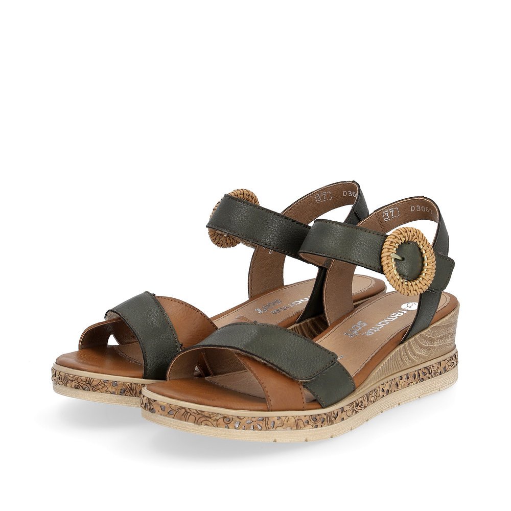 Olive green remonte women´s wedge sandals D3067-52 with a hook and loop fastener. Shoes laterally.