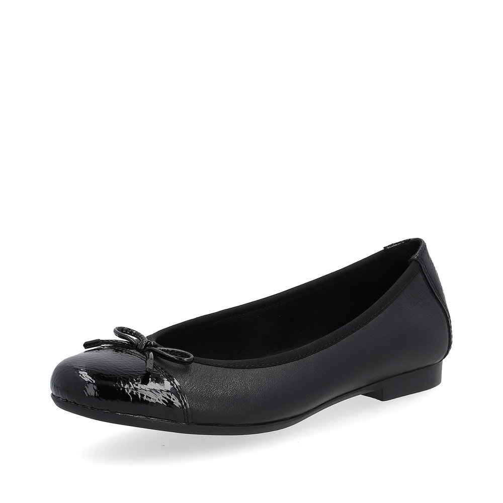Midnight black remonte women´s ballerinas D0K04-00 with decorative bow. Shoe laterally.