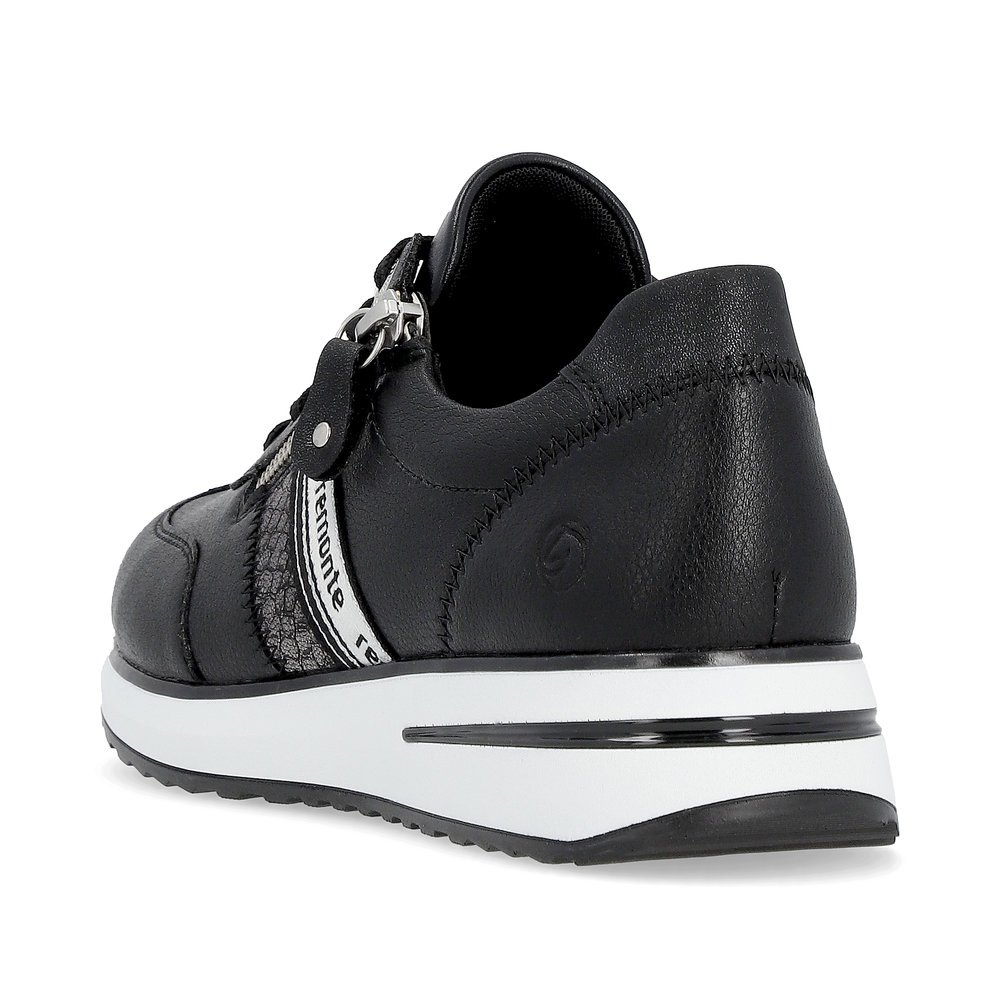 Black remonte women´s sneakers D1G02-02 with zipper and a soft exchangeable footbed. Shoe from the back.
