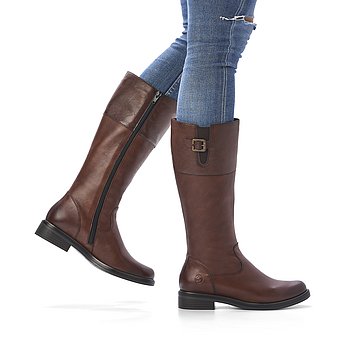 Braune Stiefel leicht wärmend aus Glattleder mit Reißverschluss, Stretch-Einsatz und Wechselfußbett. Schuhe am Fuß.