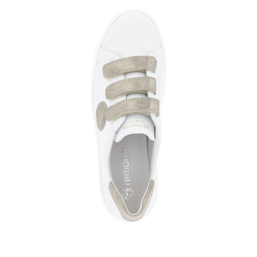 White remonte women´s sneakers R7902-80 with a hook and loop fastener and grey logo. Shoe from the top.