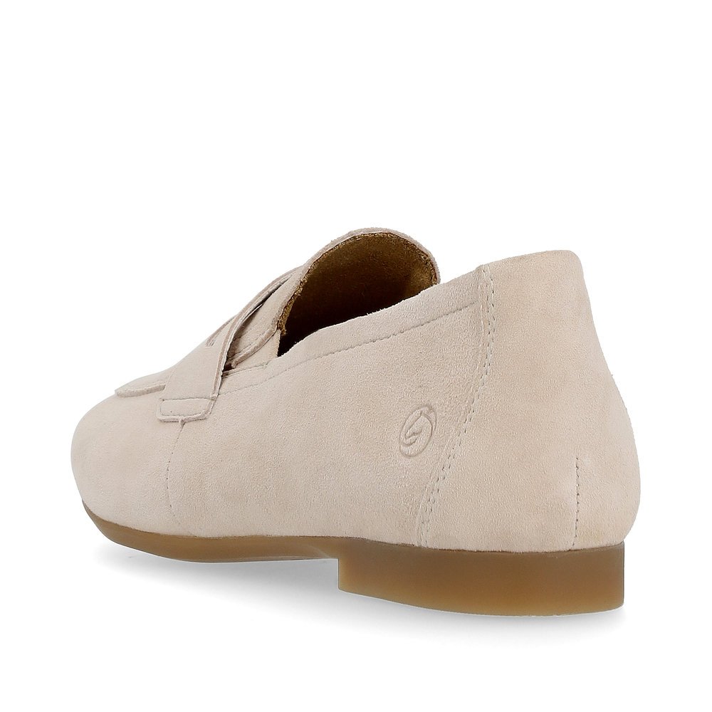 Clay beige remonte women´s loafers D0K02-61 with an elastic insert. Shoe from the back.