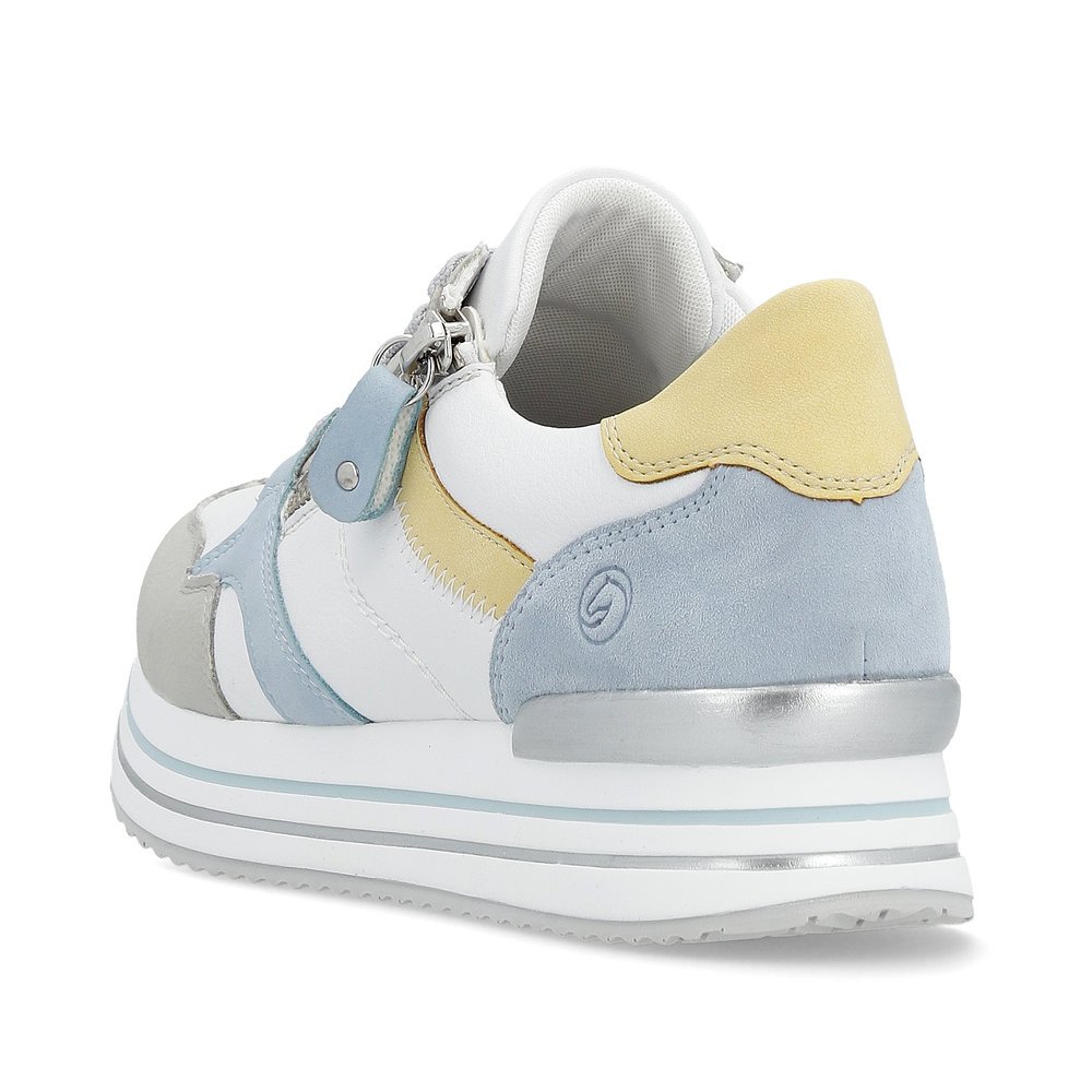 White remonte women´s sneakers D1323-81 with a zipper and comfort width G. Shoe from the back.