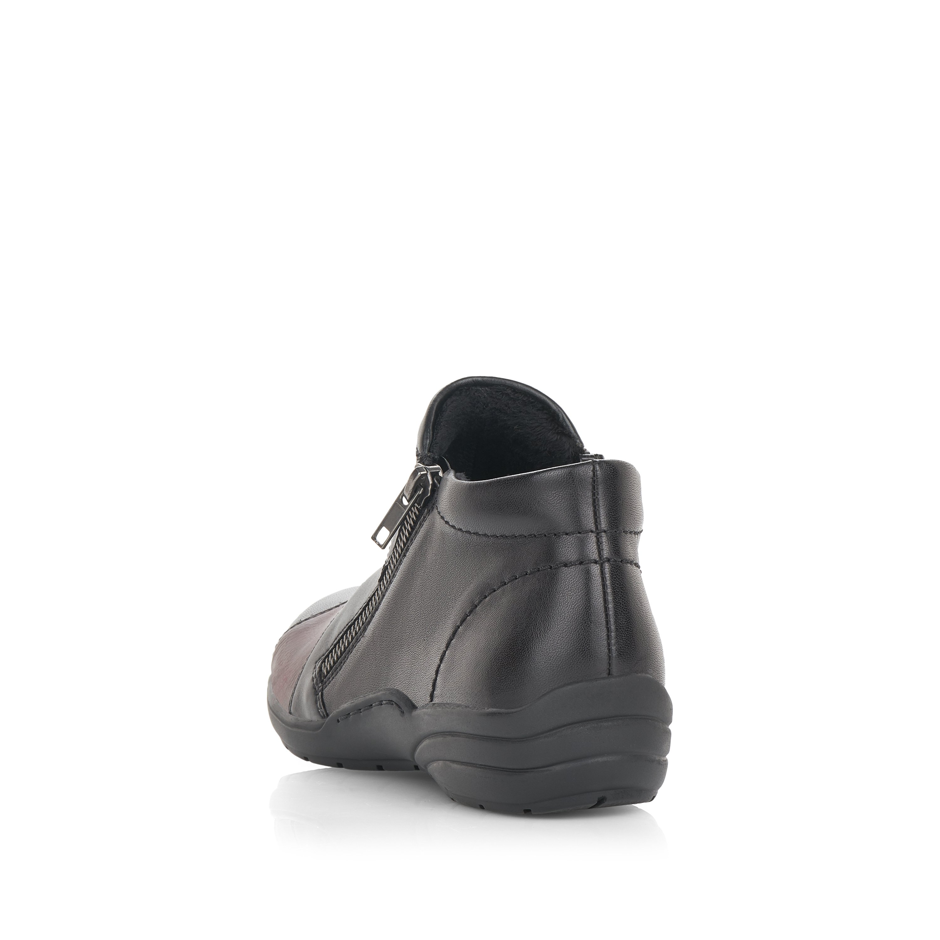 Steel black remonte women´s slippers R7674-02 with zipper as well as light sole. Shoe from the back