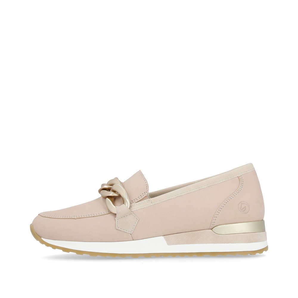 Beige pink remonte women´s loafers R2544-31 with golden chain. Outside of the shoe.