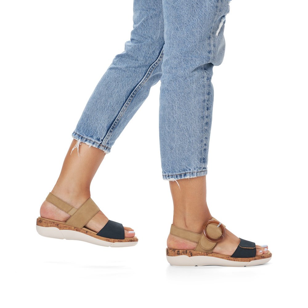 remonte sandales à lanières beiges femmes R6853-60 avec fermeture velcro. Chaussure au pied.