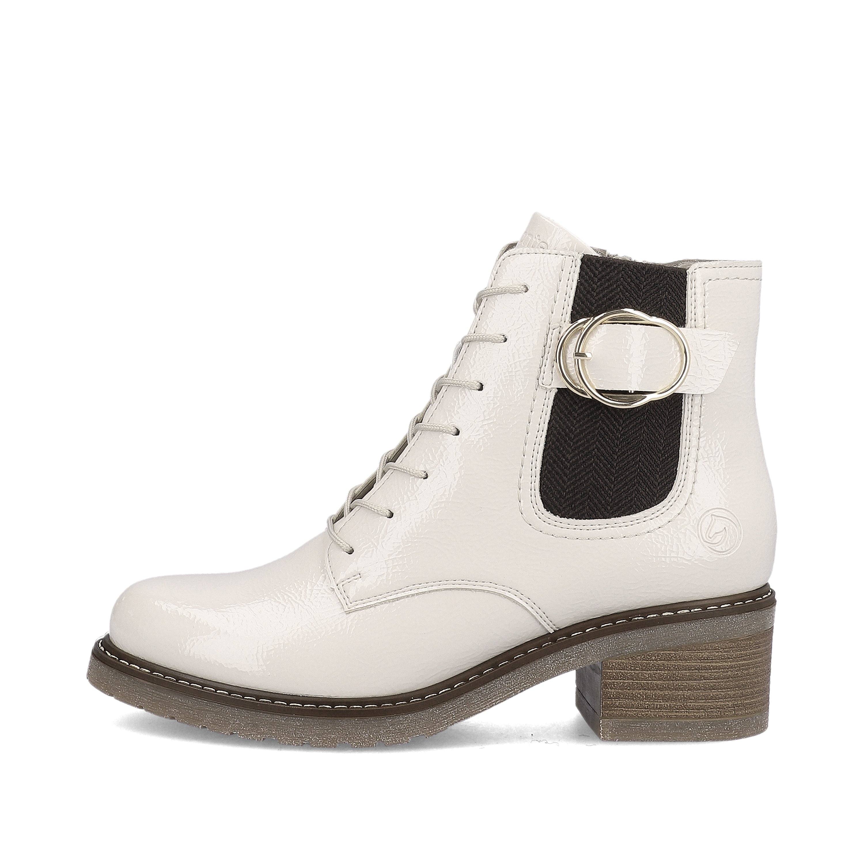 Frost white remonte women´s biker boots D1A72-80 with profile sole with block heel. The outside of the shoe