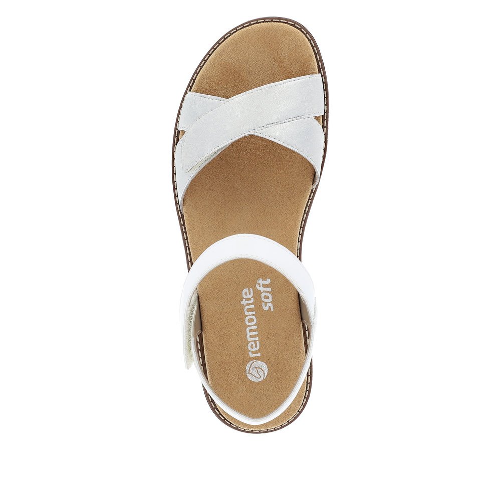White remonte women´s strap sandals D2049-82 with a hook and loop fastener. Shoe from the top.