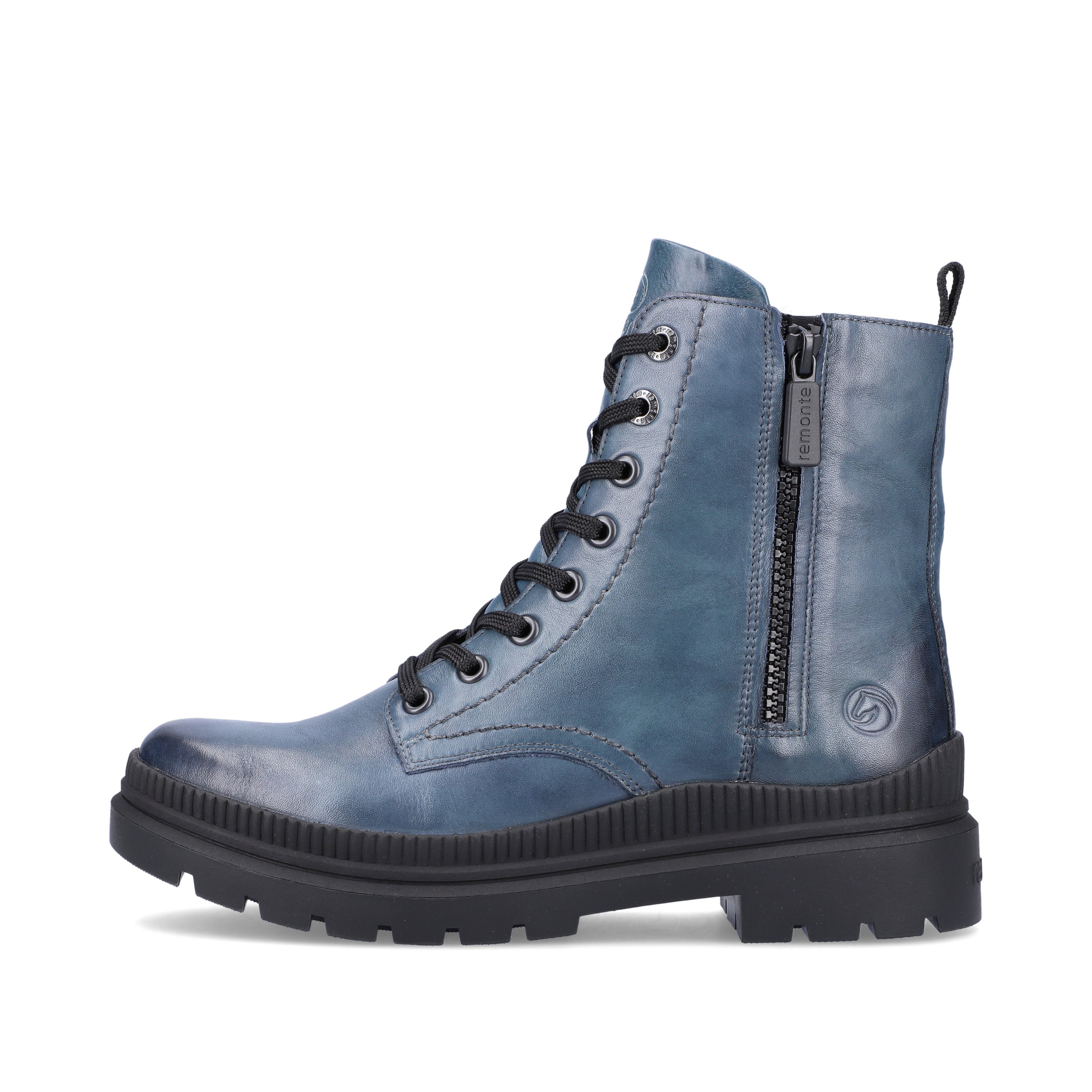 Royal blue remonte women´s biker boots D0C70-14 with light profile sole. The outside of the shoe