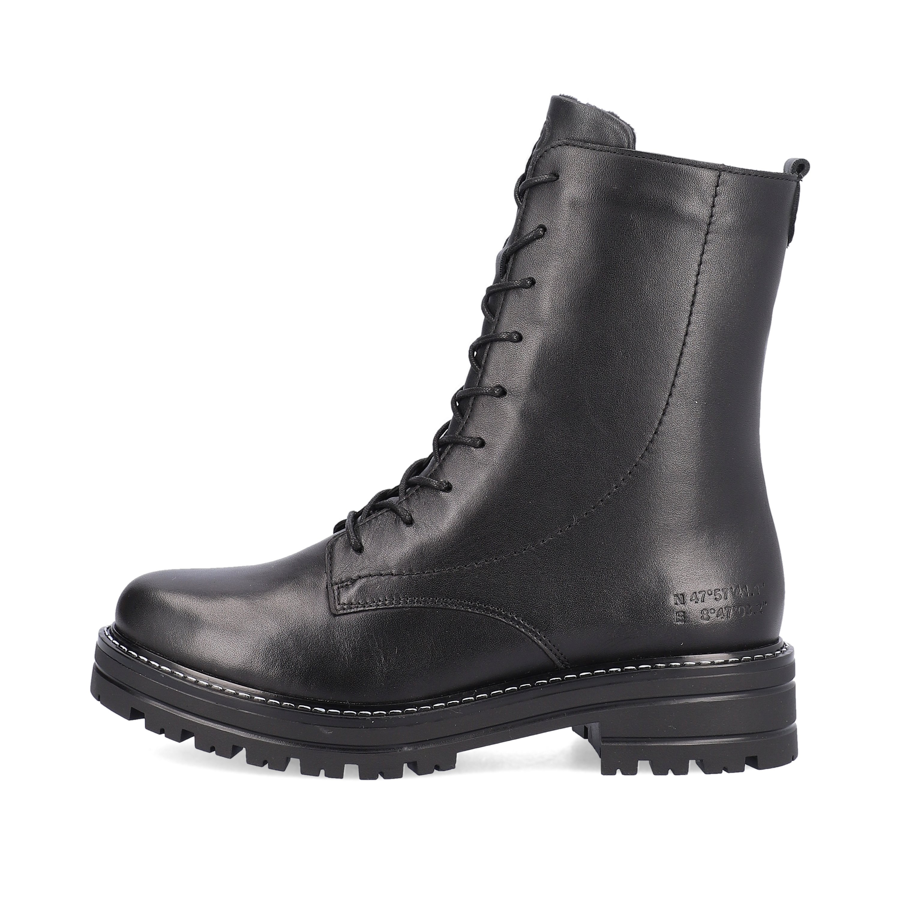 Jet black remonte women´s biker boots D2278-01 with cushioning profile sole. The outside of the shoe