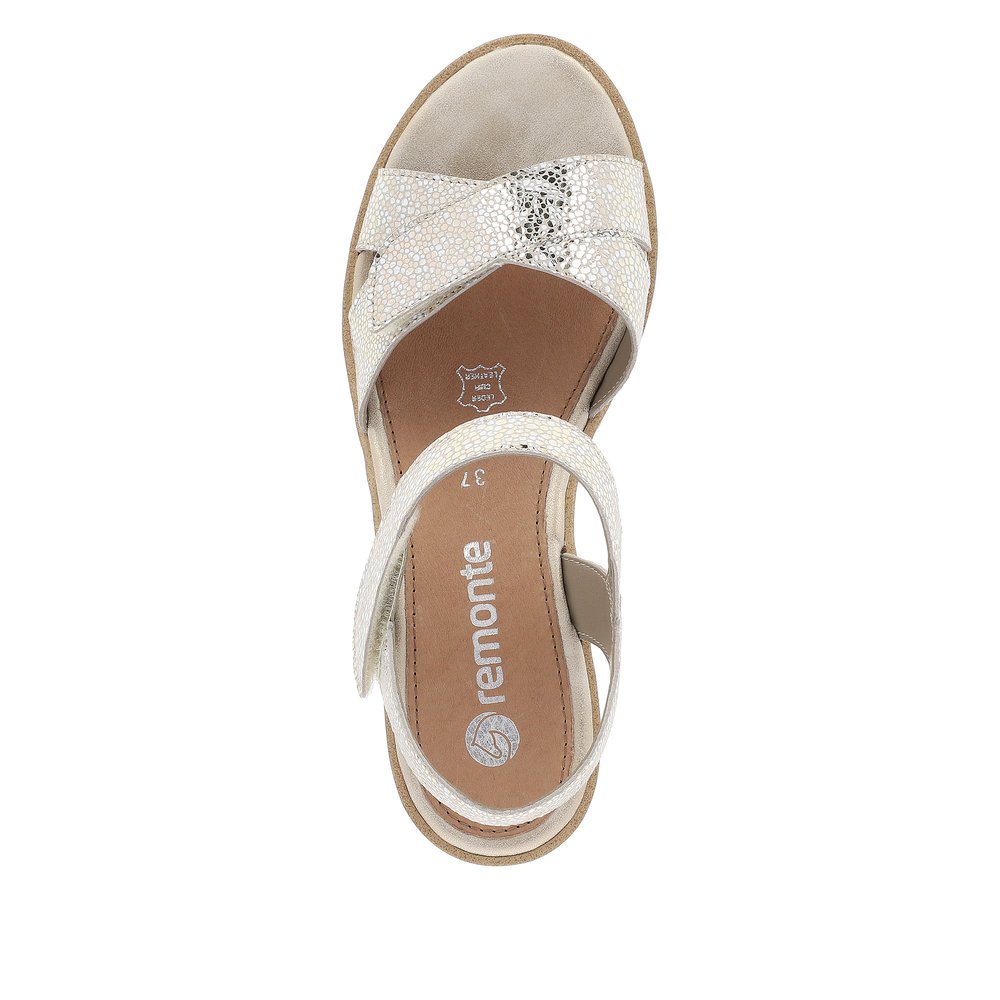 Metallic silver remonte women´s wedge sandals R6252-91 with hook and loop fastener. Shoe from the top.