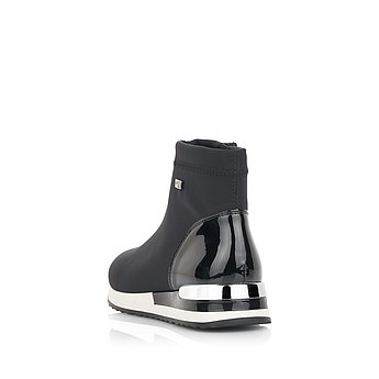 Schwarze Stiefeletten aus Kunstleder mit Reißverschluss, wasserabweisendem Remonte TEX und Wechselfußbett. Schuh von hinten.