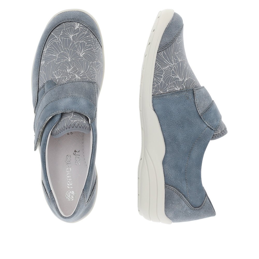 Blue remonte women´s slippers R7600-13 with hook and loop fastener. Shoe from the top, lying.