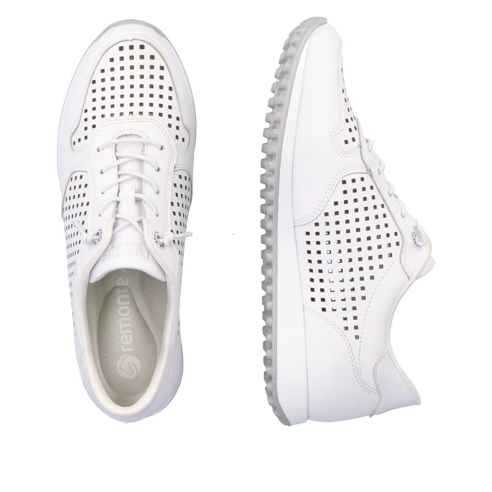Weiße remonte Damen Sneaker D3103-81 mit Schnürung sowie Löcheroptik. Schuh von oben, liegend.