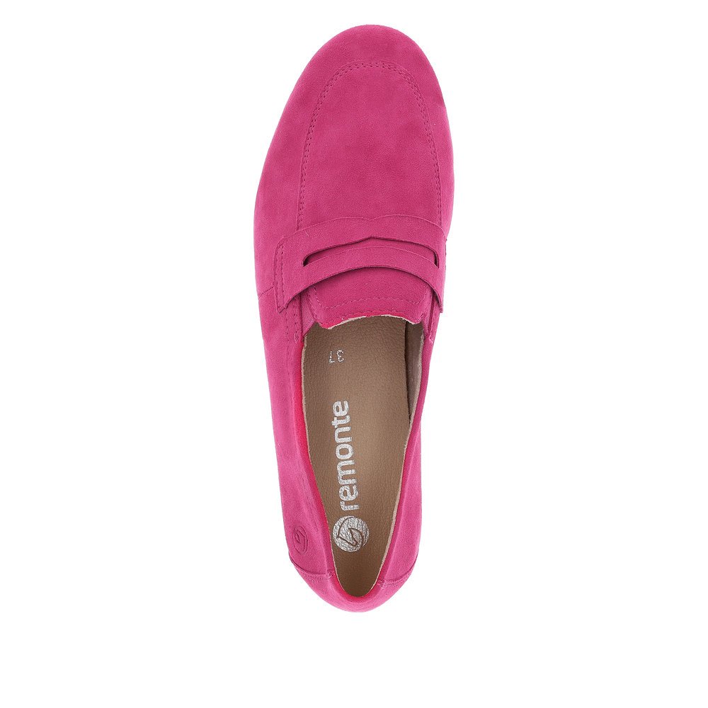 Pink remonte women´s loafers D0K02-31 with elastic insert. Shoe from the top.